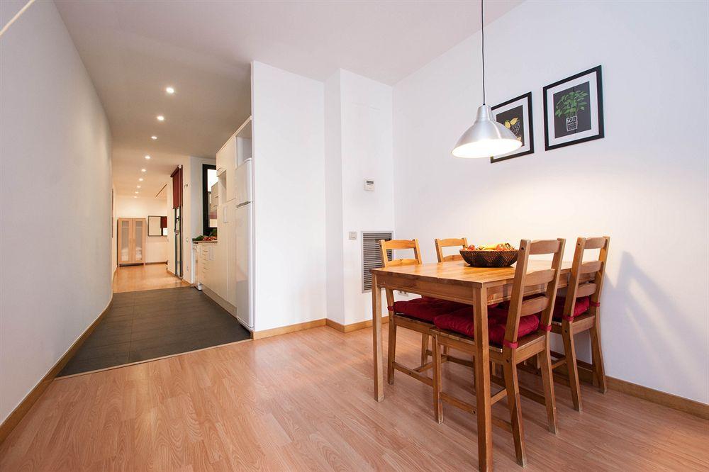 Short Stay Group Liceu Serviced Apartments Барселона Екстериор снимка