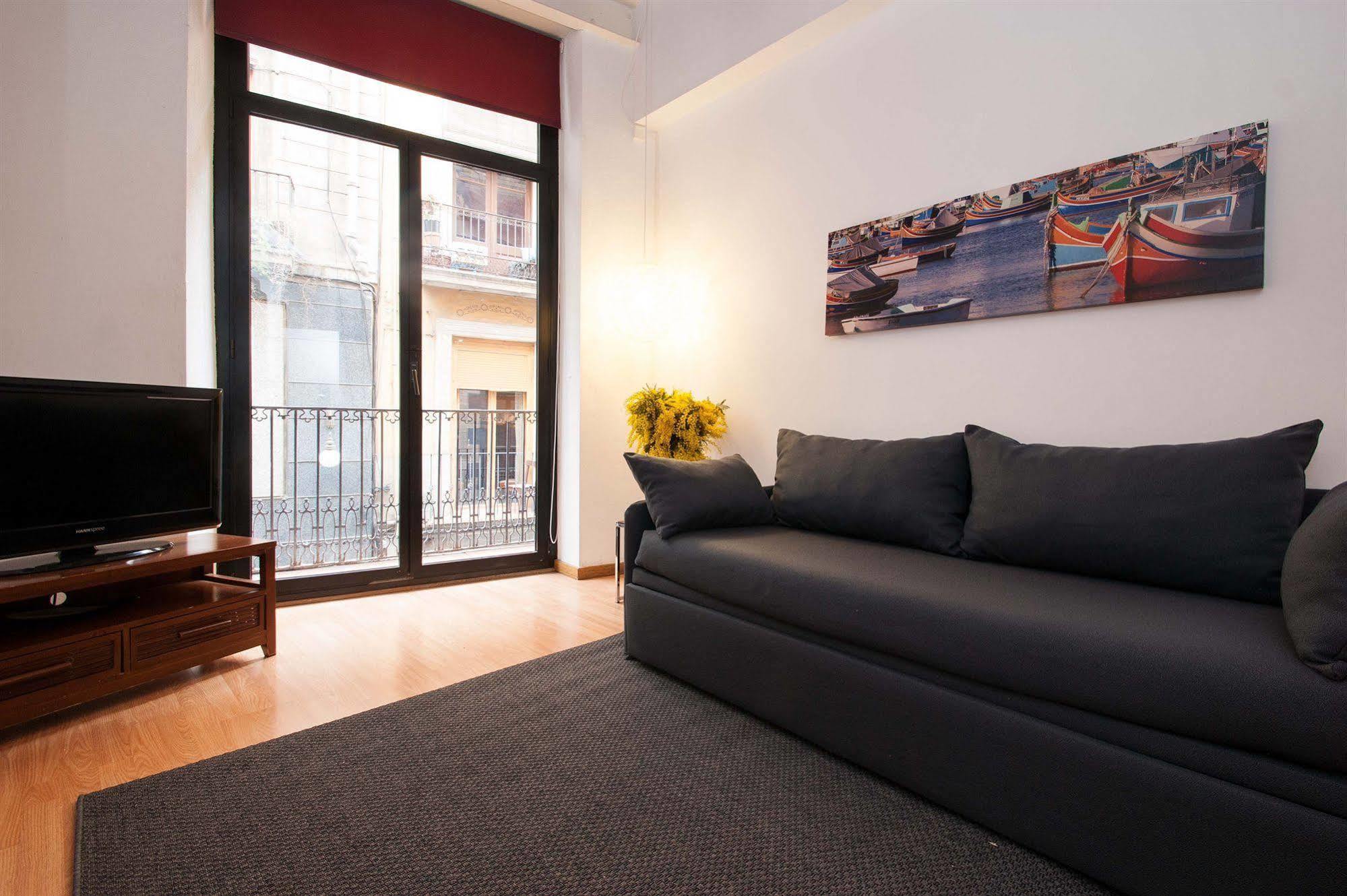 Short Stay Group Liceu Serviced Apartments Барселона Екстериор снимка