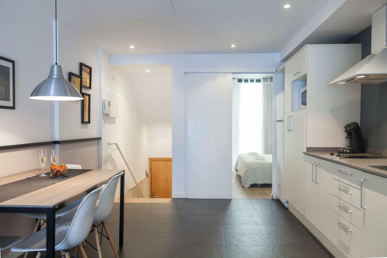 Short Stay Group Liceu Serviced Apartments Барселона Екстериор снимка