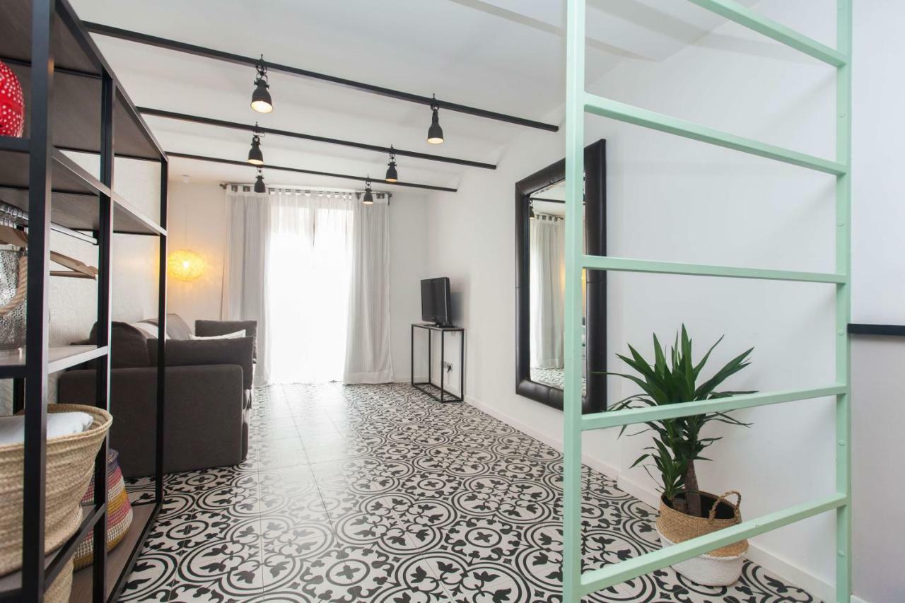 Short Stay Group Liceu Serviced Apartments Барселона Екстериор снимка
