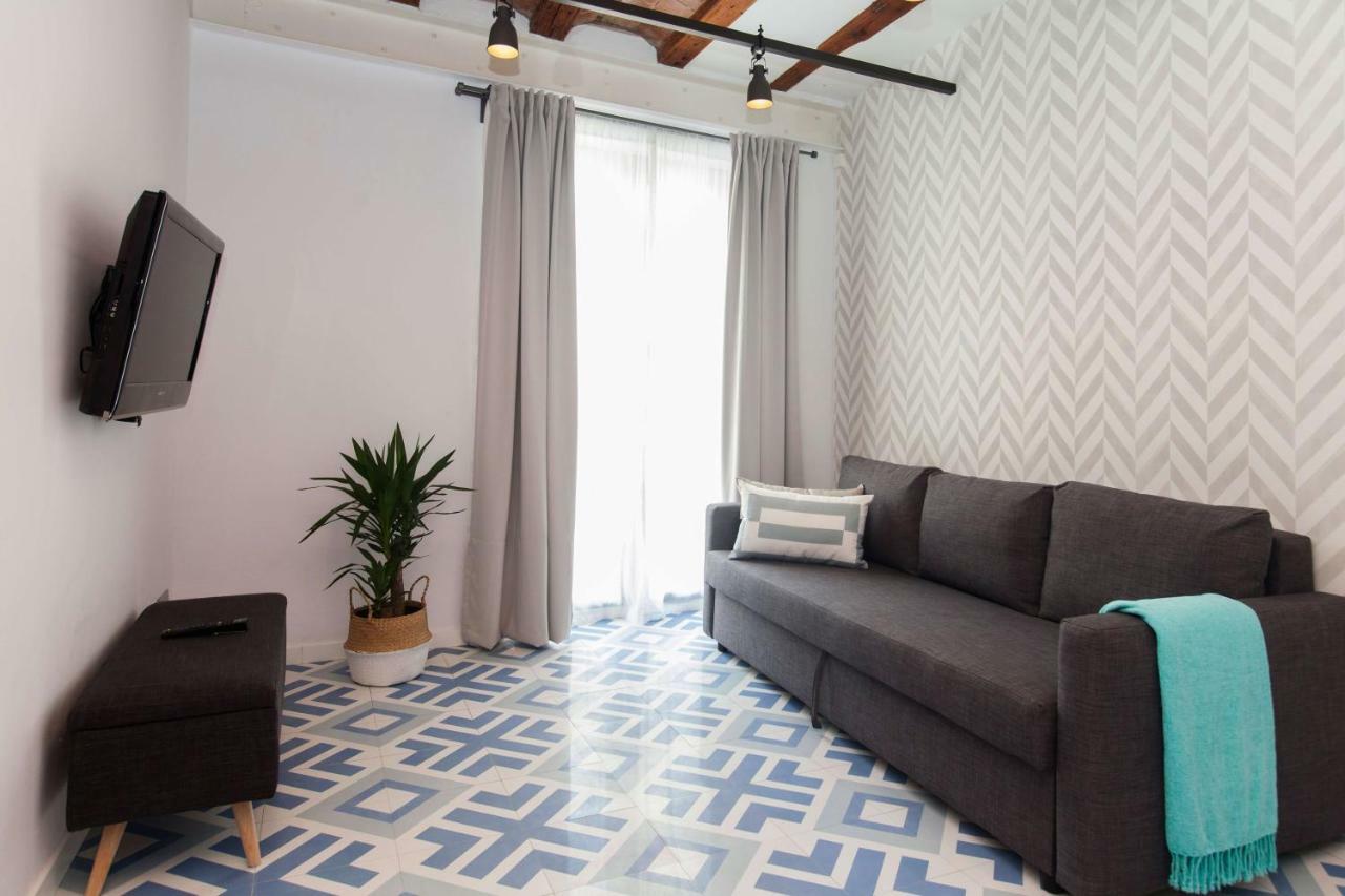 Short Stay Group Liceu Serviced Apartments Барселона Екстериор снимка